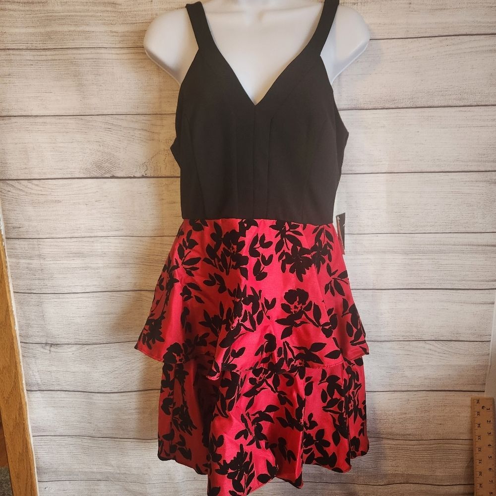 Teeze Me 9 NWT Red Black Floral Dress Fit Flare Party Homecoming